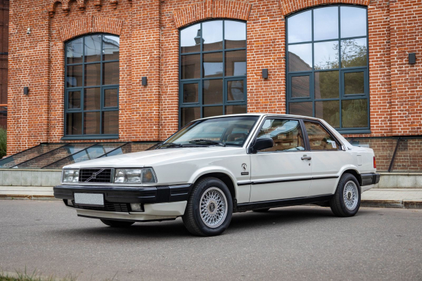 Из шоу-кара &ndash; в сток: опыт владения Volvo 780 Bertone 1989 года