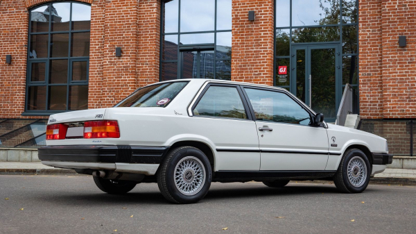Из шоу-кара &ndash; в сток: опыт владения Volvo 780 Bertone 1989 года