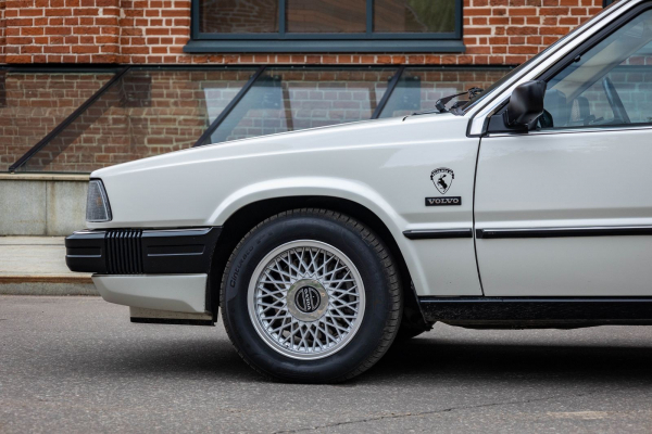 Из шоу-кара &ndash; в сток: опыт владения Volvo 780 Bertone 1989 года