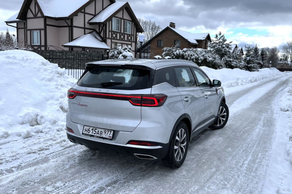 Тест-драйв Chery Tiggo 7 Pro Max:  стоит ли &laquo;максимум&raquo; доплаты в 300 тысяч?