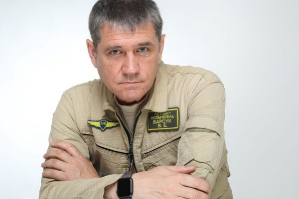 Хроники спасения рейса &laquo;Сочи-Омск&raquo;, который сел в поле под Новосибирском (видео)