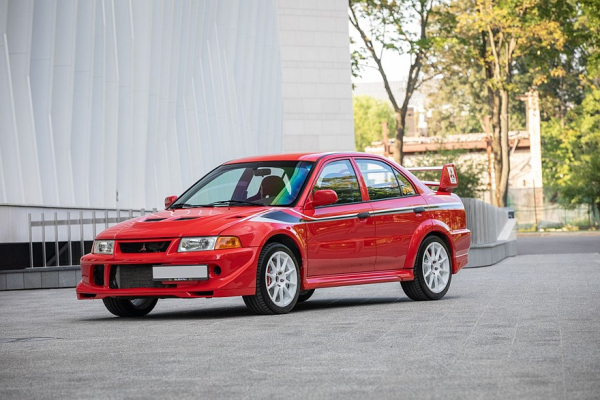 Живой кубок для Мякинена: опыт владения Mitsubishi Lancer Evolution VI Tommi M&auml;kinen Edition